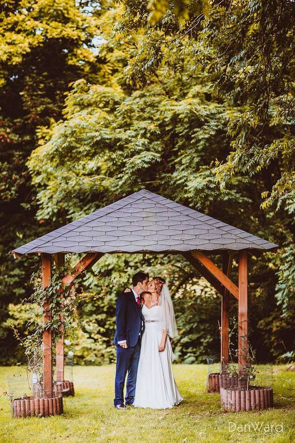 stunning bride and Groom at Cornish wedding photograph at the Green Cornwall hotel weddings.