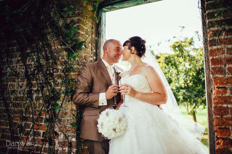 Cornish wedding photography at Trereife House