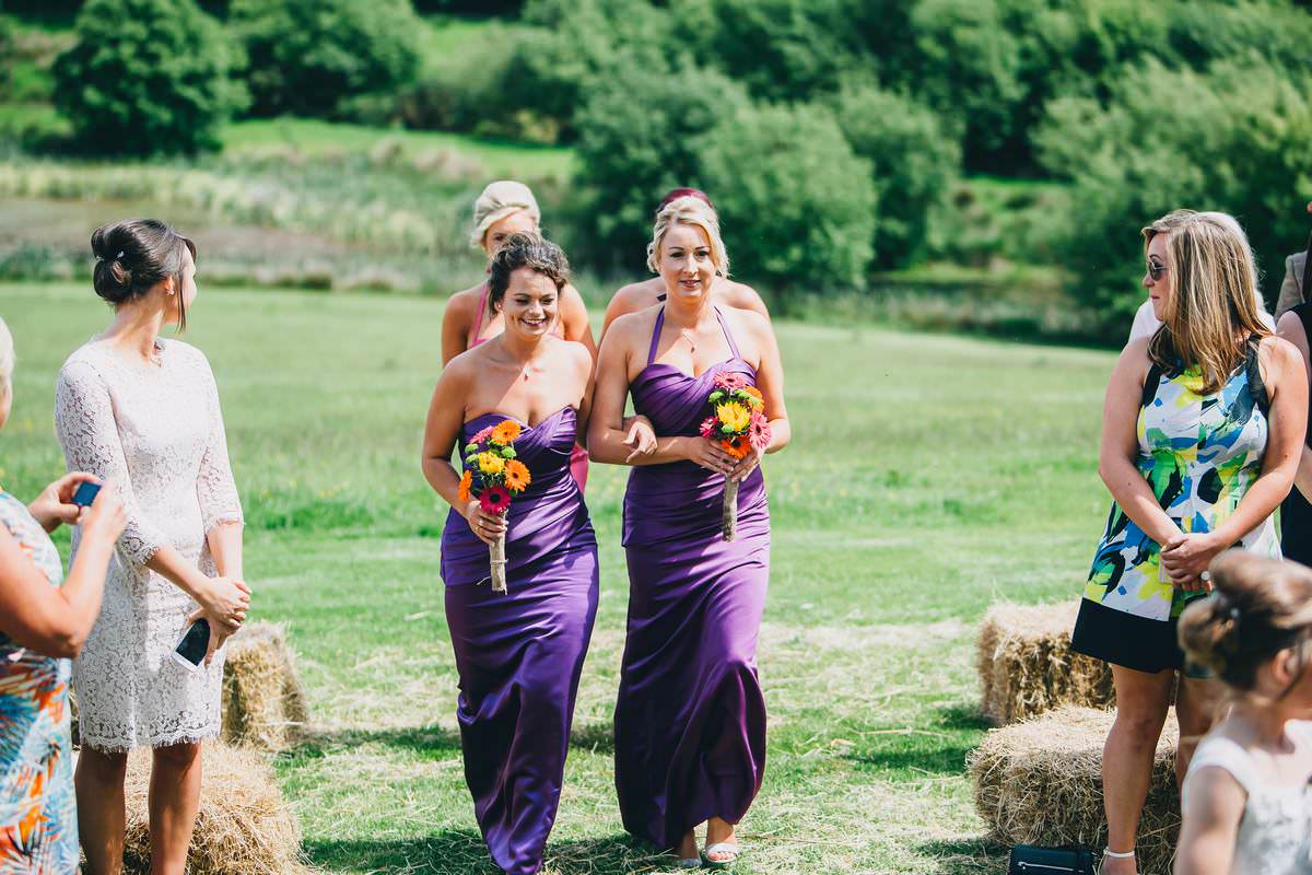 cornwall wedding photographer - trenderway farm wedding