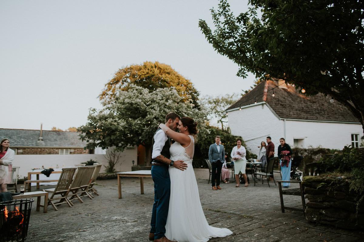Trenderway Farm Wedding Photographer - Hope and Tom