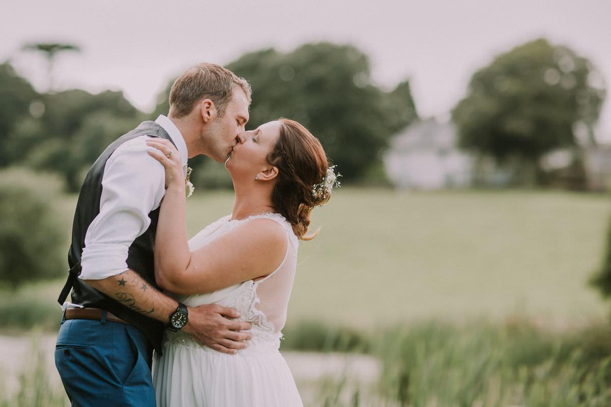Trenderway Farm Wedding Photographer - Hope and Tom