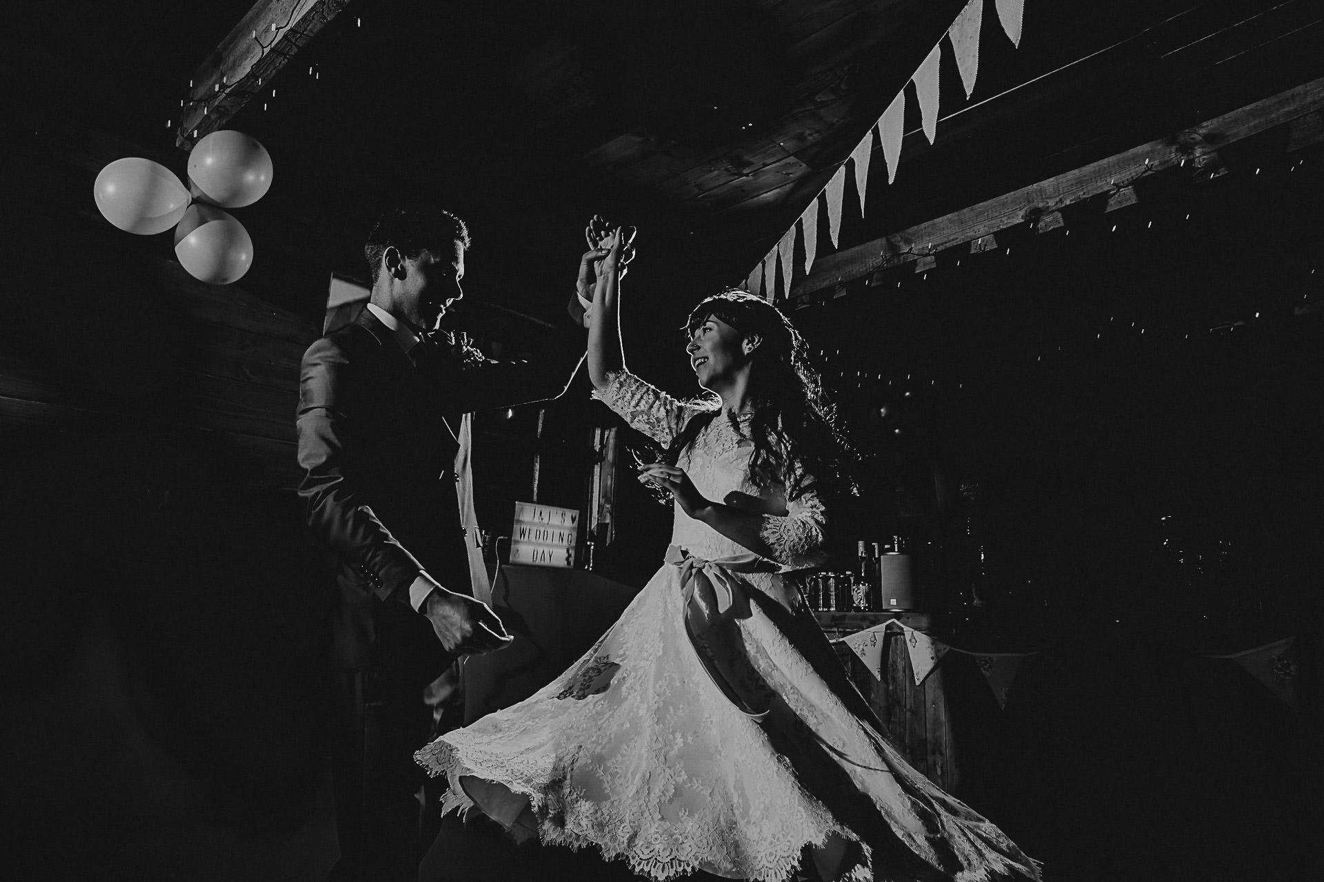 Wedding Photographer Cornwall Epic first dance