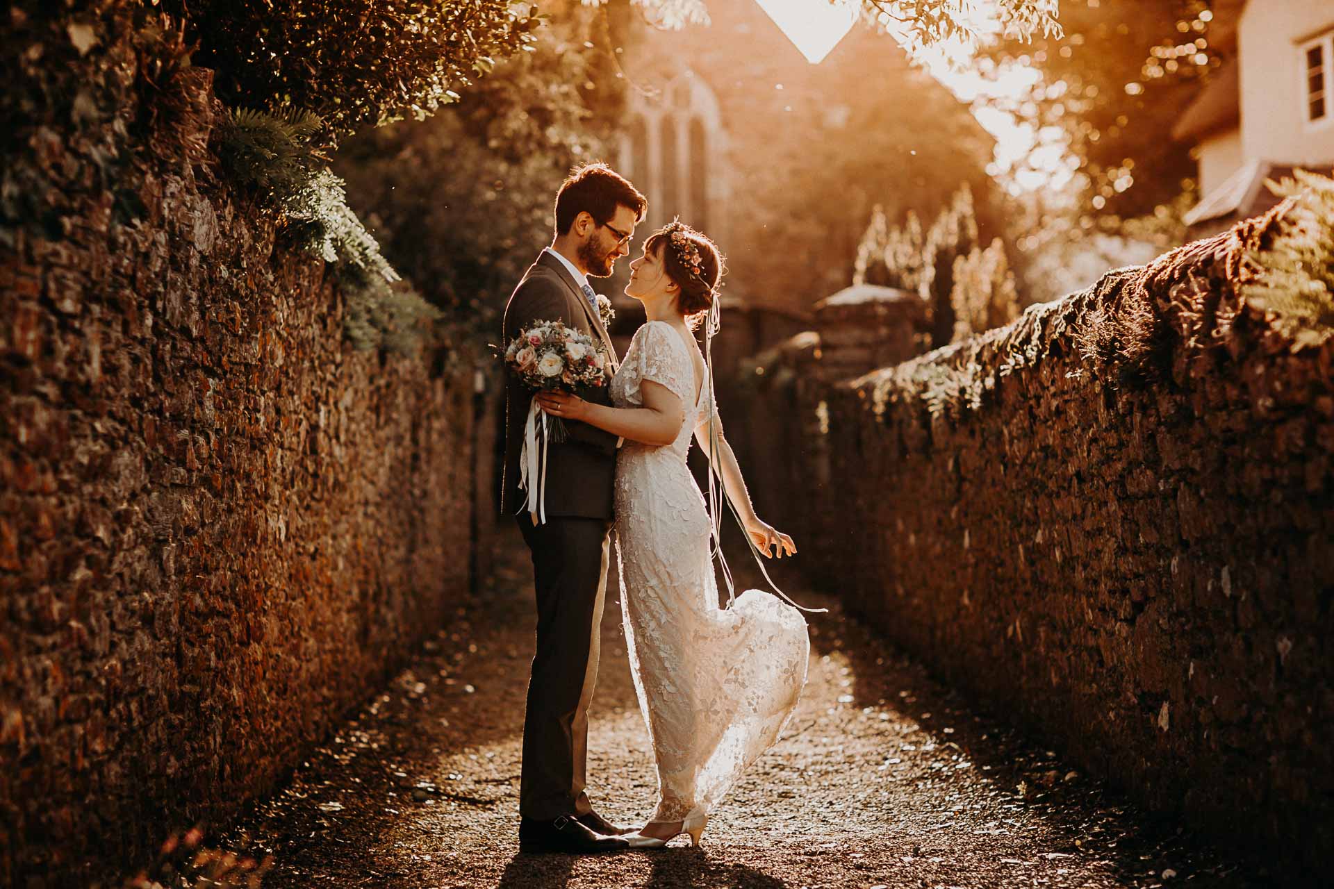 Best Wedding Photographers' Secrets -wedprices.com