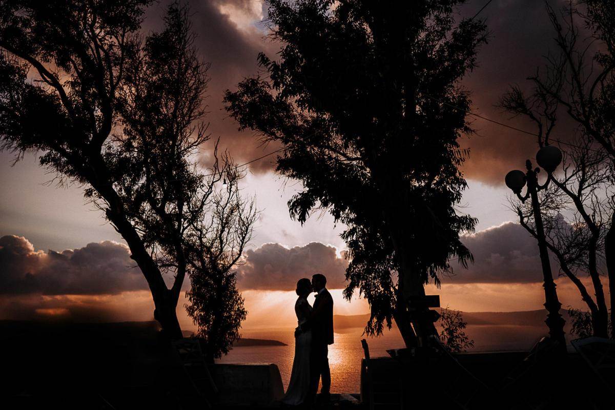 wedding photographer santorini