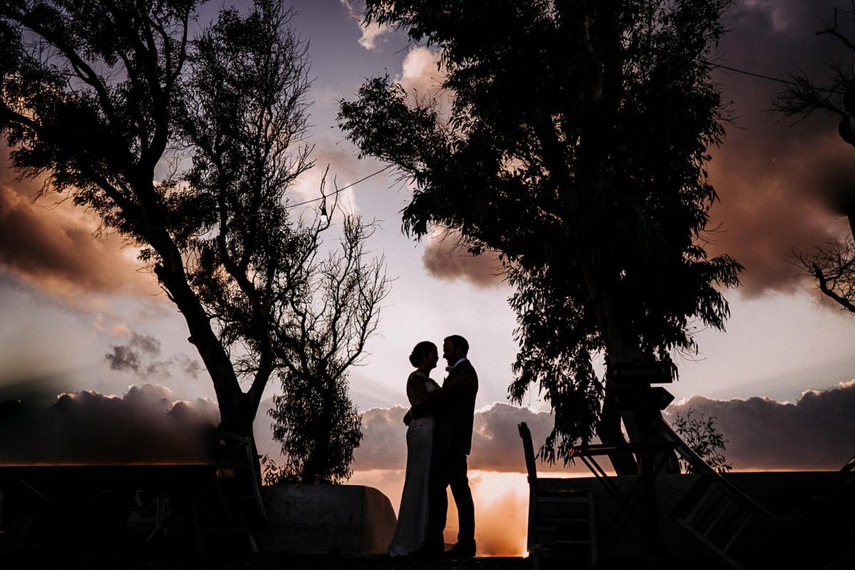 wedding photographer santorini