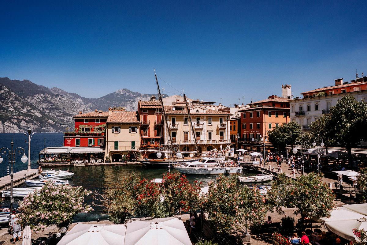 LAKE GARDA WEDDING PHOTOGRAPHERA