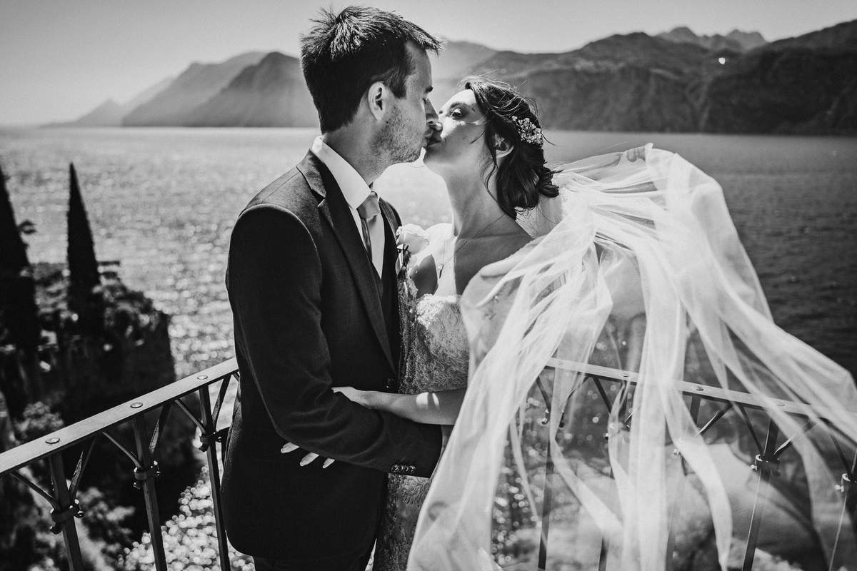 LAKE GARDA WEDDING PHOTOGRAPHERA