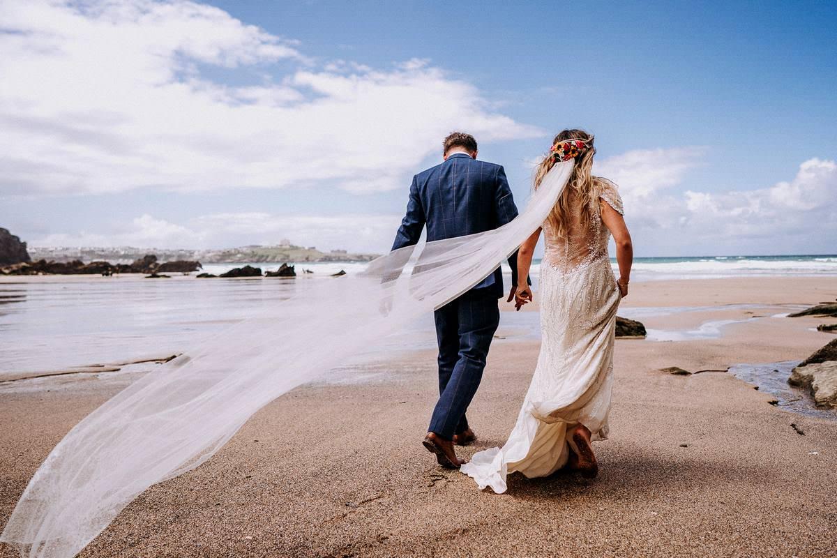 LUSTY GLAZE BEACH WEDDING PHOTOGRAPHER