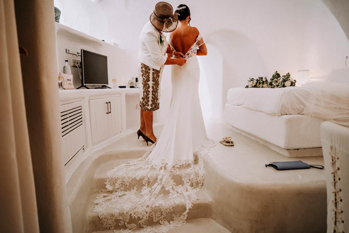 Santorini Wedding Photographer