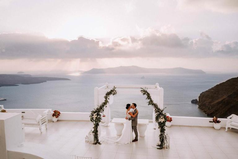 Santorini Wedding Photographer