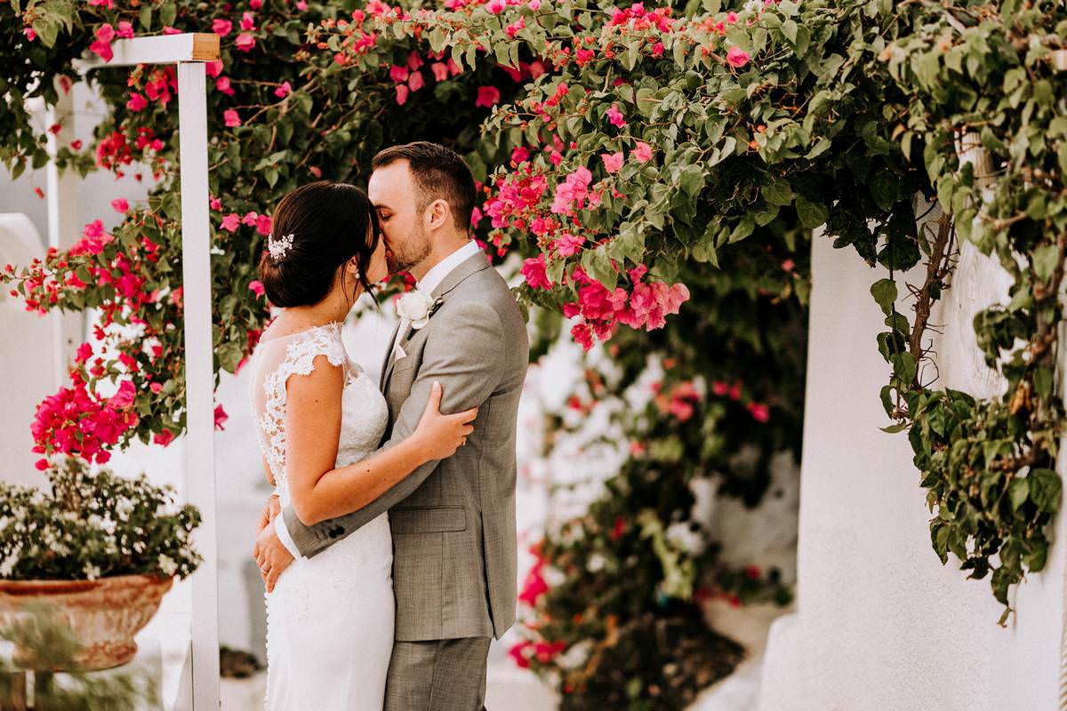 Santorini Wedding Photographer