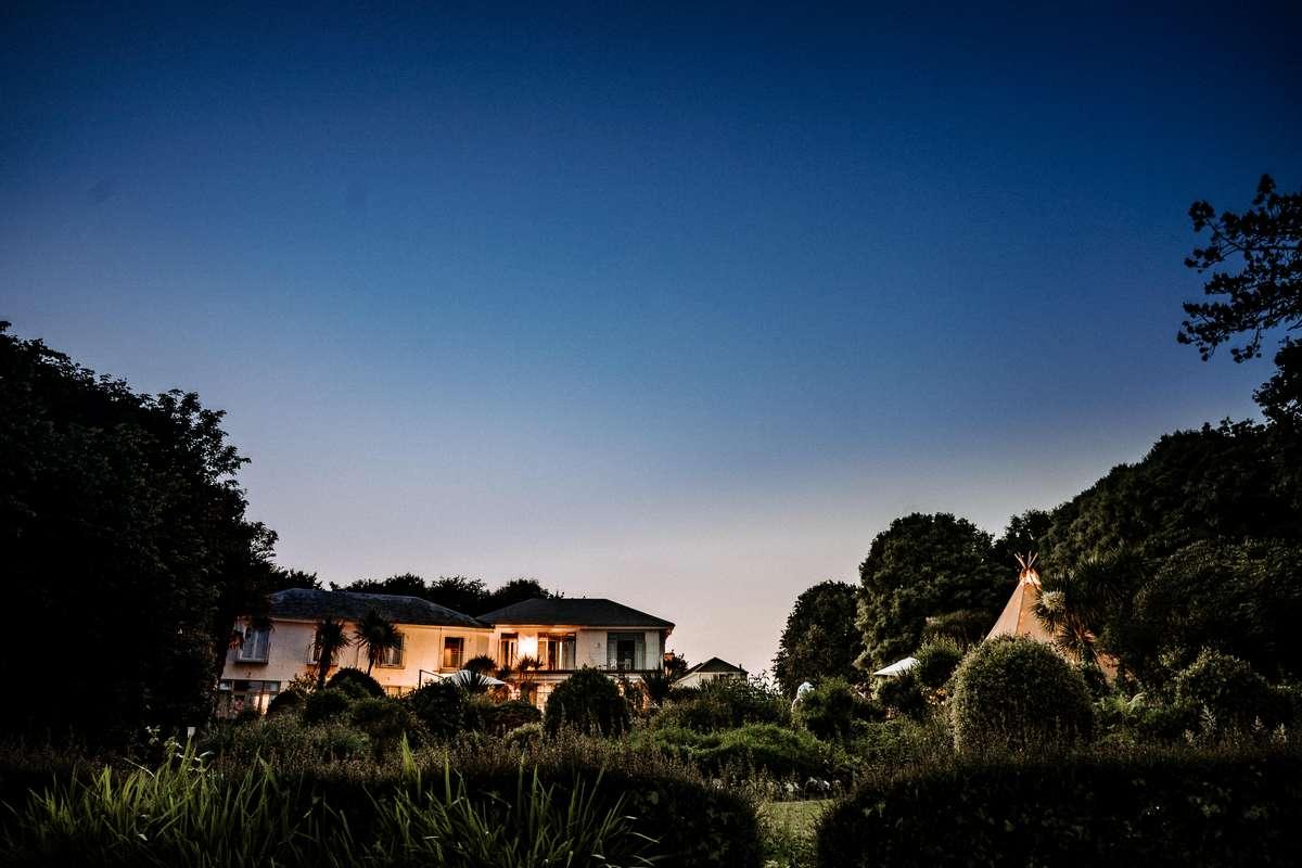The Rosevine Wedding Photographer