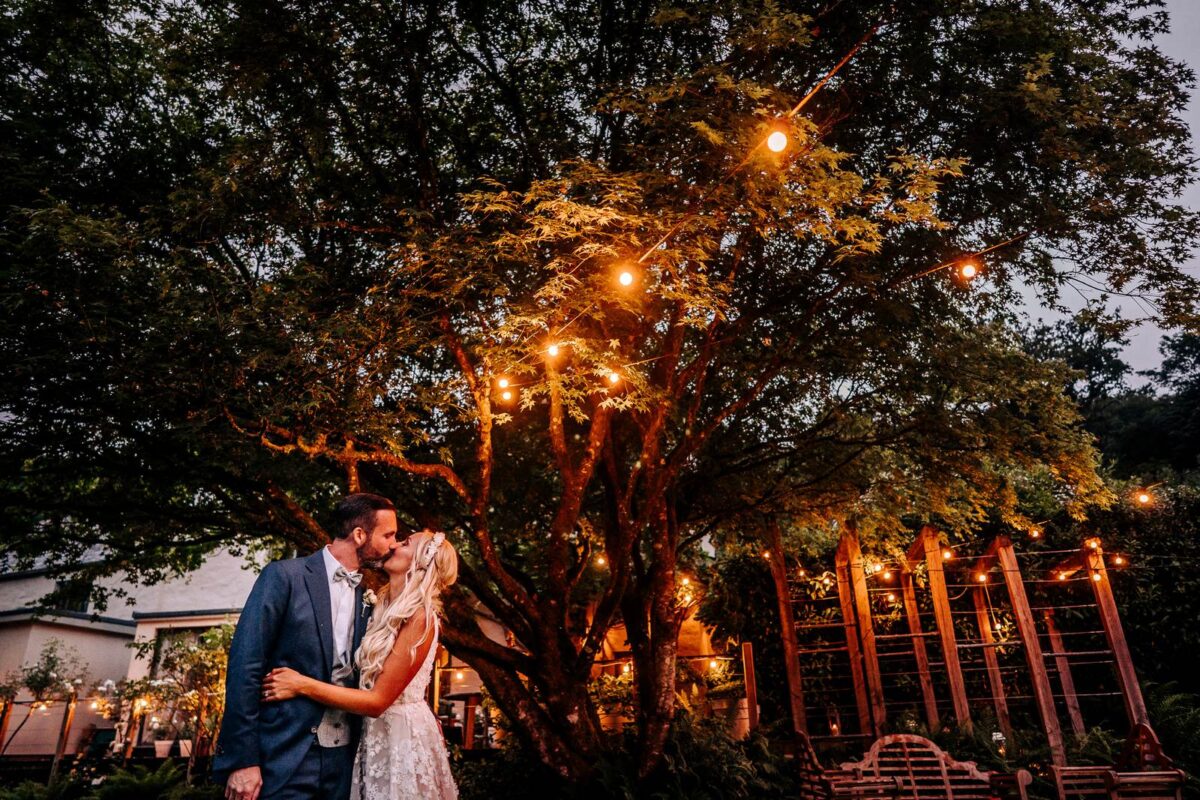 best wedding photographer 2021