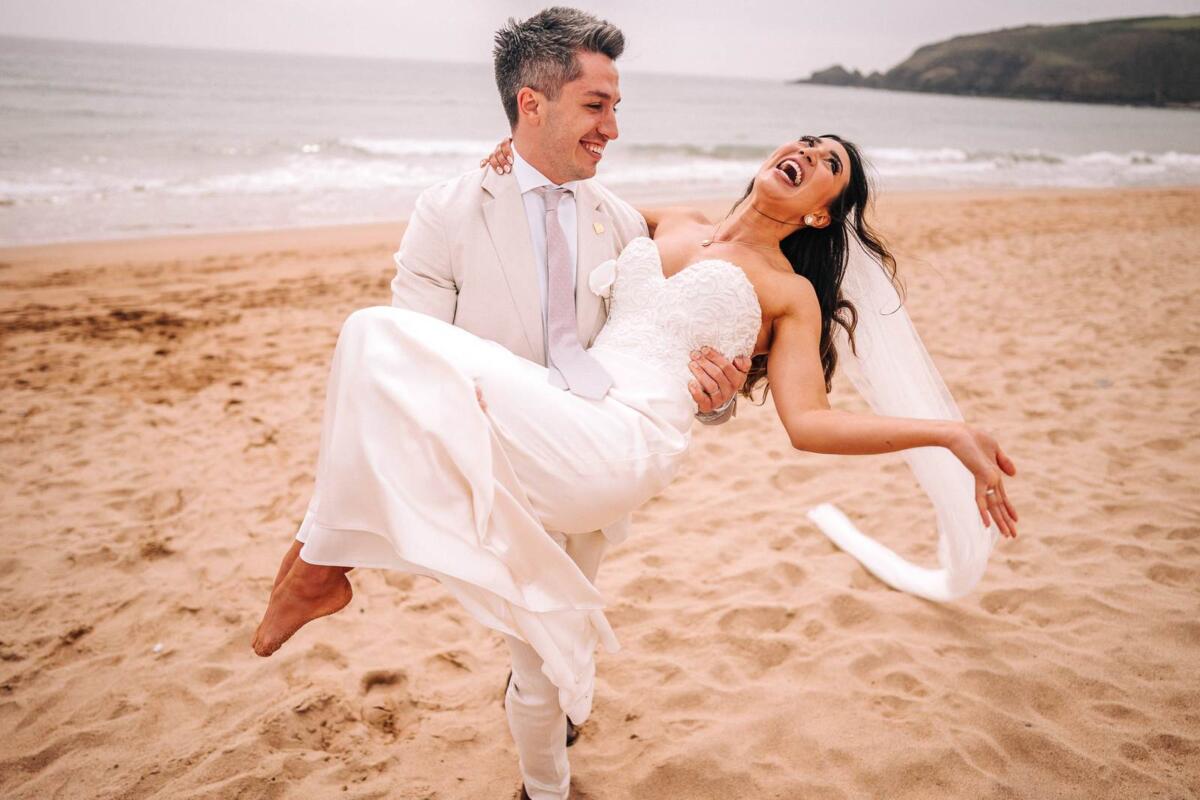 pengersick castle wedding photographer