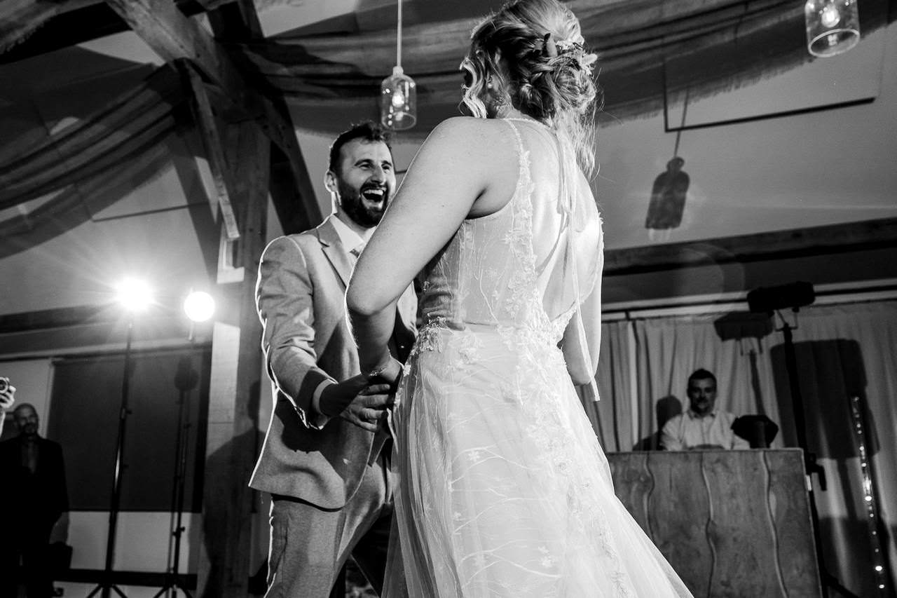 BEST WEDDING PHOTOGRAPHER UK