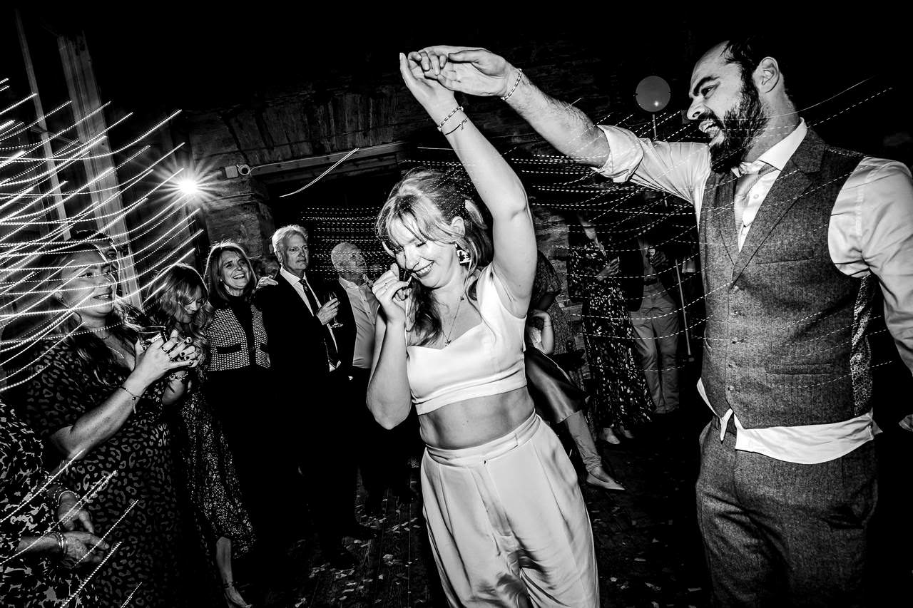 BEST WEDDING PHOTOGRAPHER UK