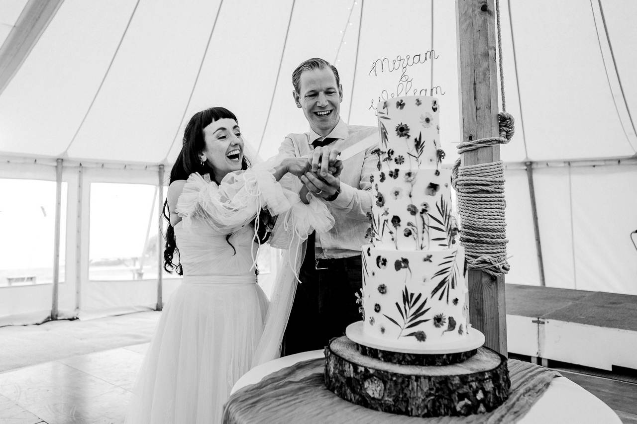 BEST WEDDING PHOTOGRAPHER UK