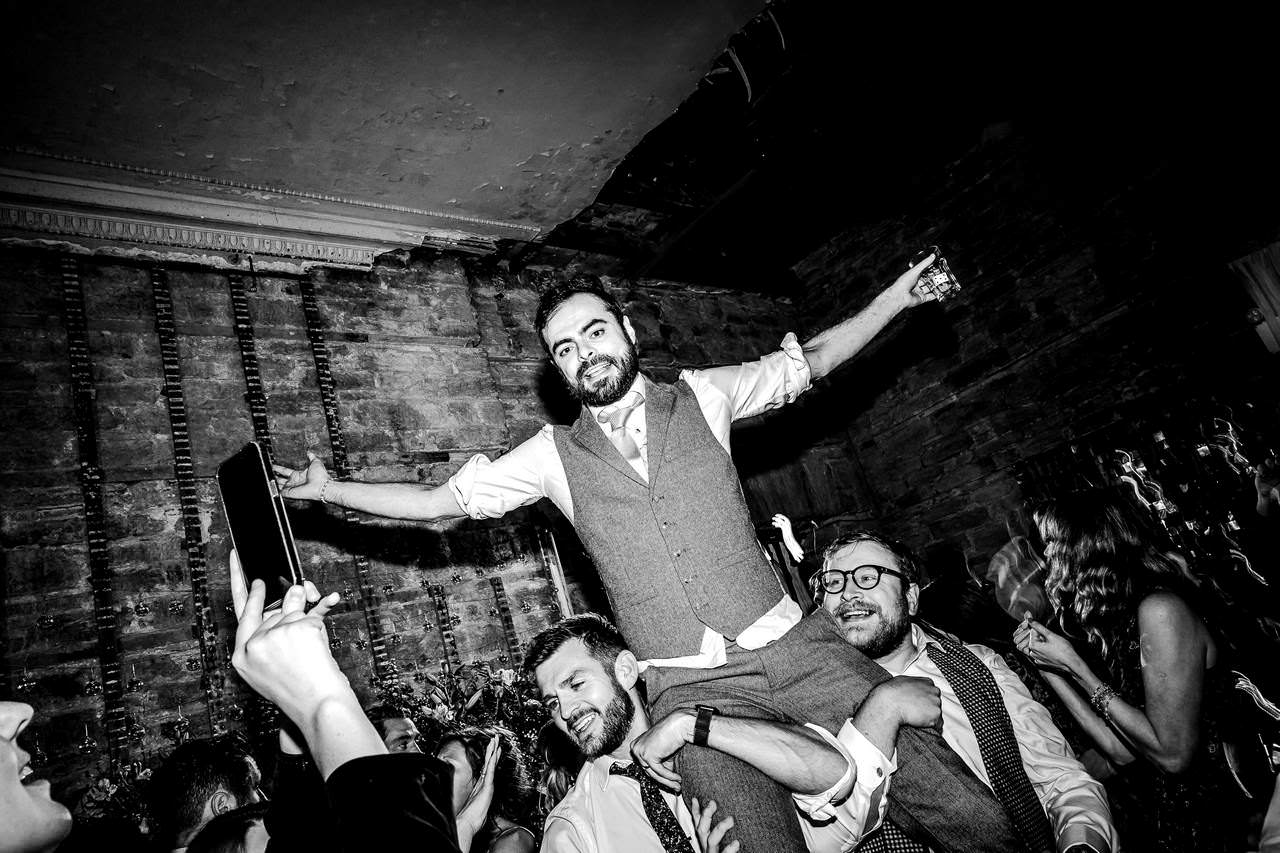 BEST WEDDING PHOTOGRAPHER UK