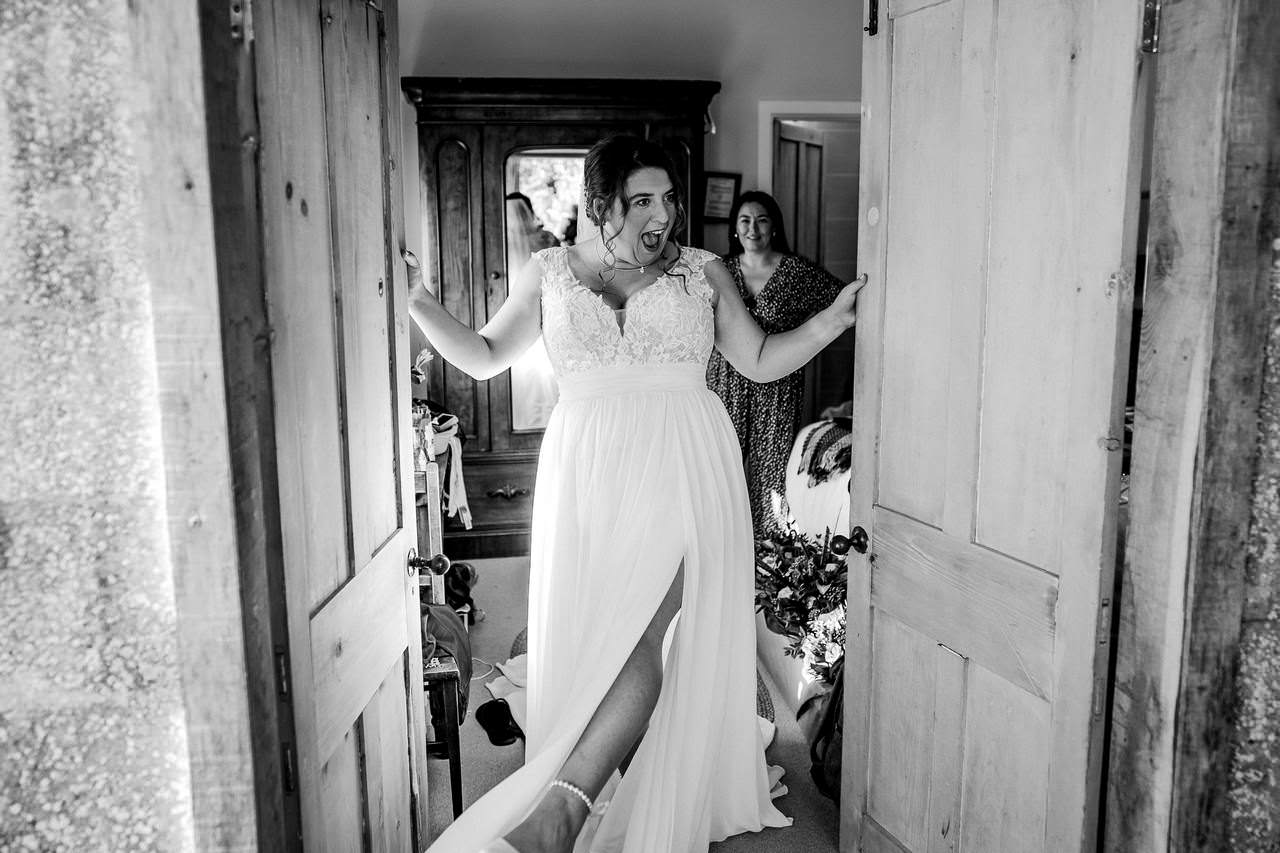 BEST WEDDING PHOTOGRAPHER UK