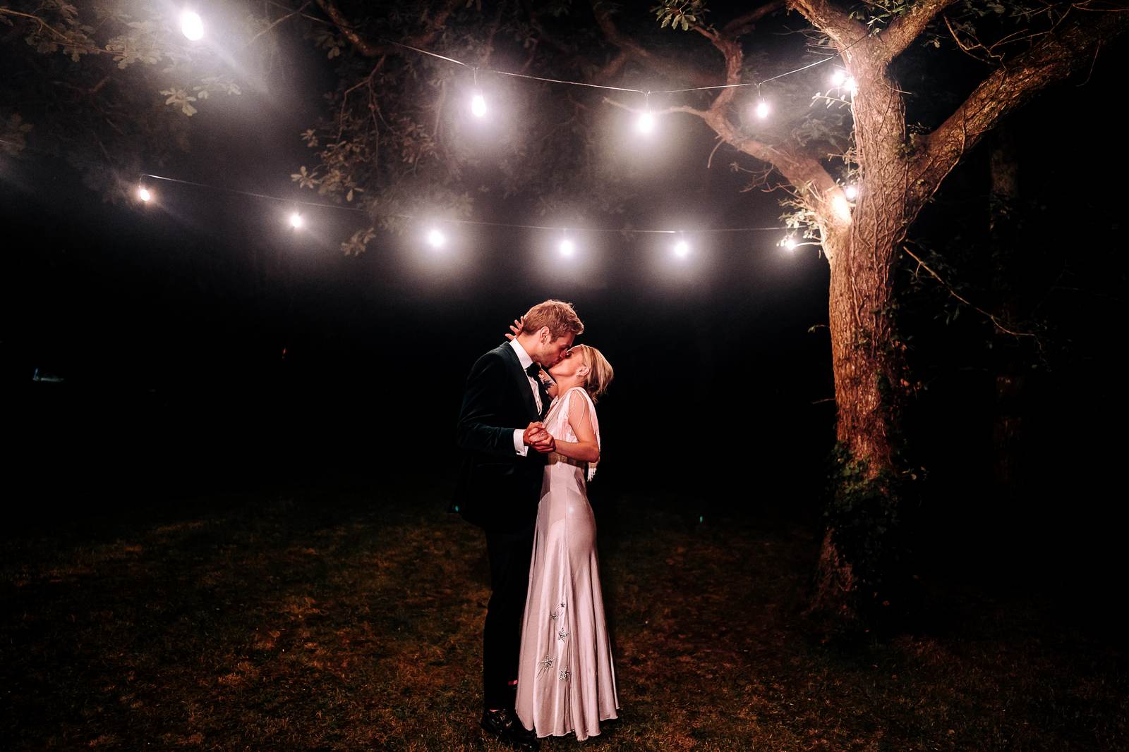 CHYCARA WEDDING PHOTOGRAPHER