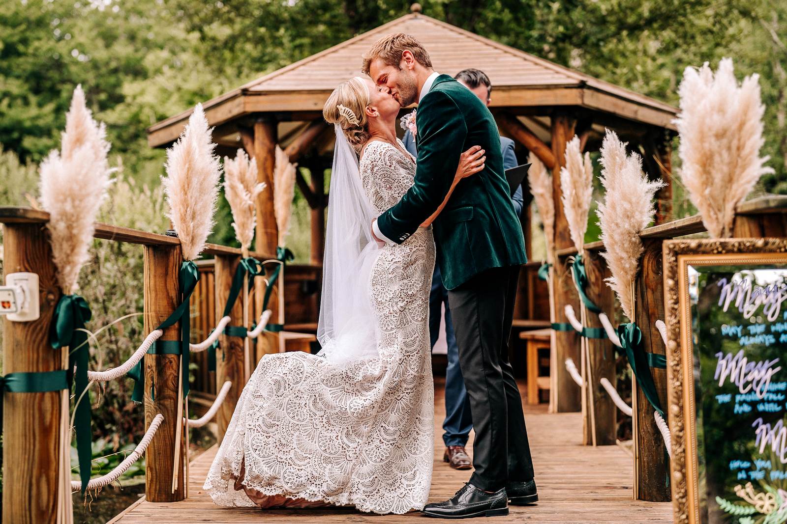 CHYCARA WEDDING PHOTOGRAPHER