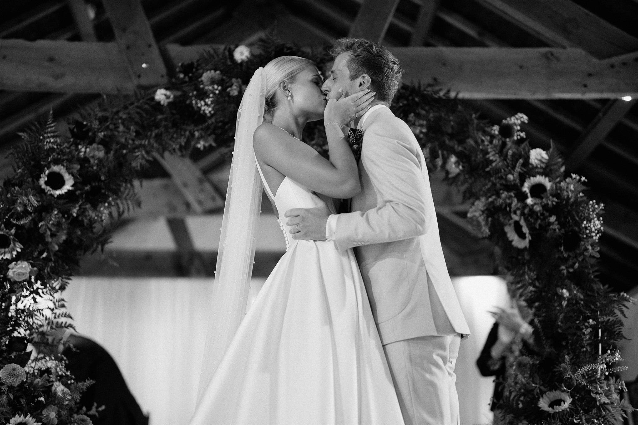 Chypraze Wedding Barn Wedding Photographer