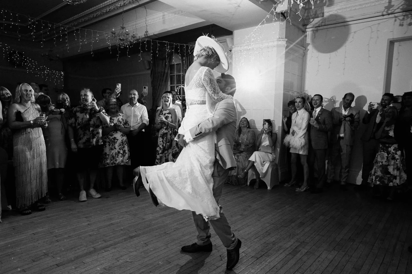 Best wedding photos of 2025