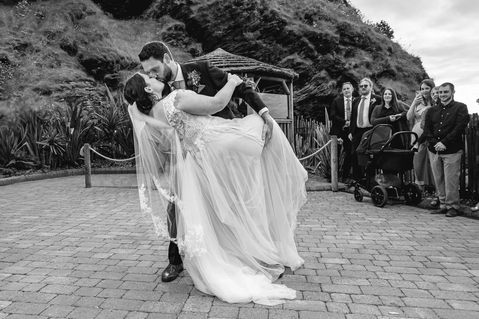 Best wedding photos of 2025