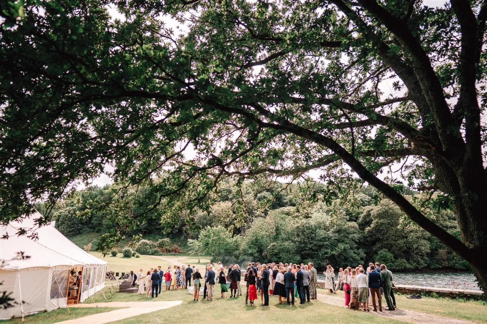 Place Estate Wedding Photographer