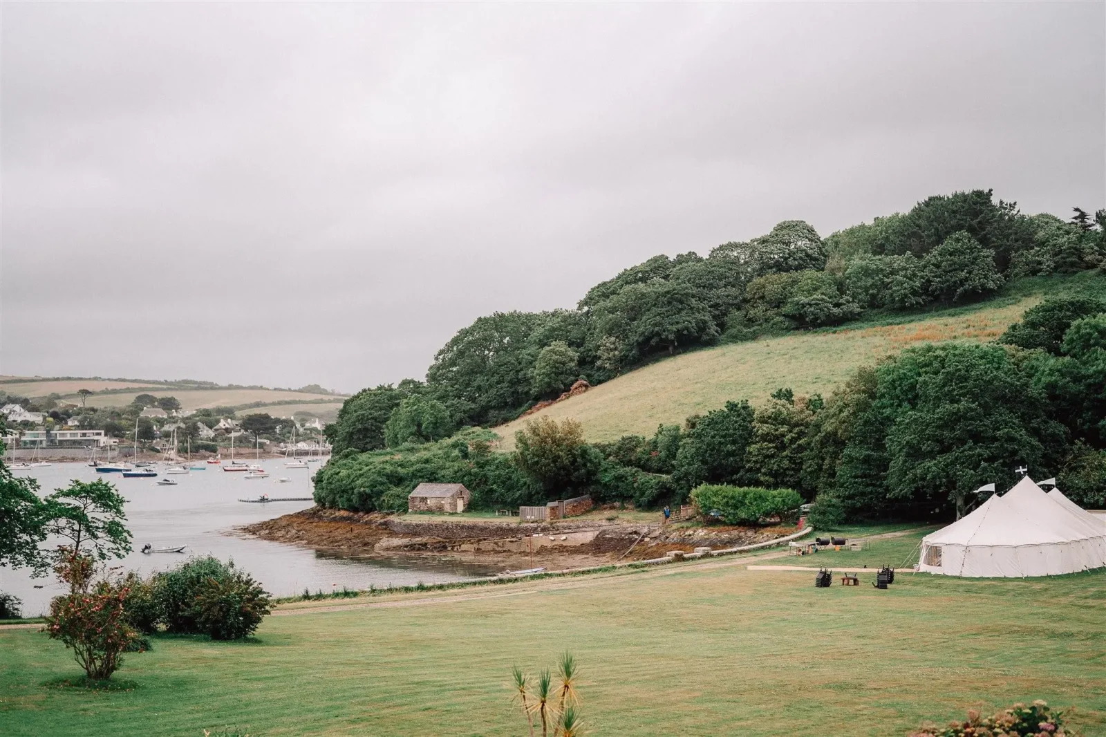 Place Estate Wedding Photographer