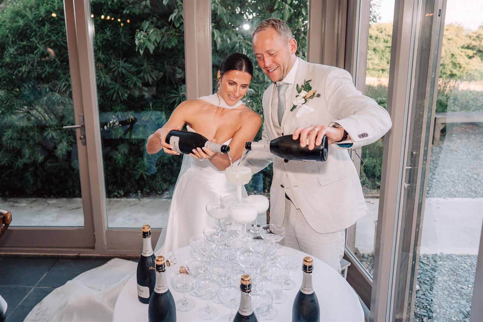 trevenna barns wedding photographer