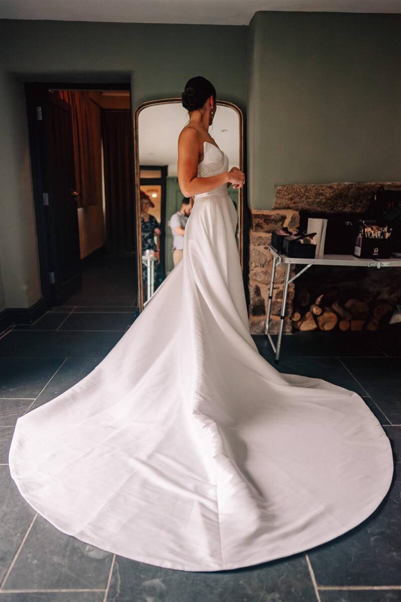 trevenna barns wedding photographer