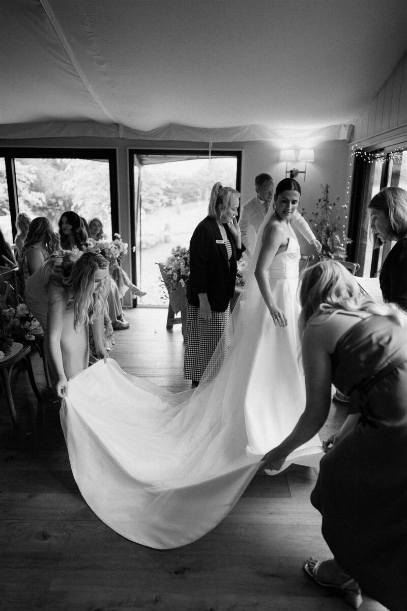 trevenna barns wedding photographer